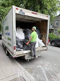 Best Retail Junk Removal  in Northbrook, OH